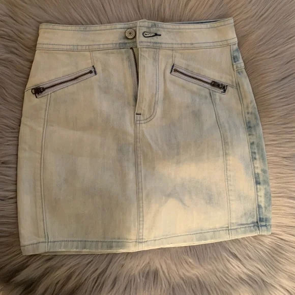 NWOT Abercrombie Denim skirt - Picture 1 of 4